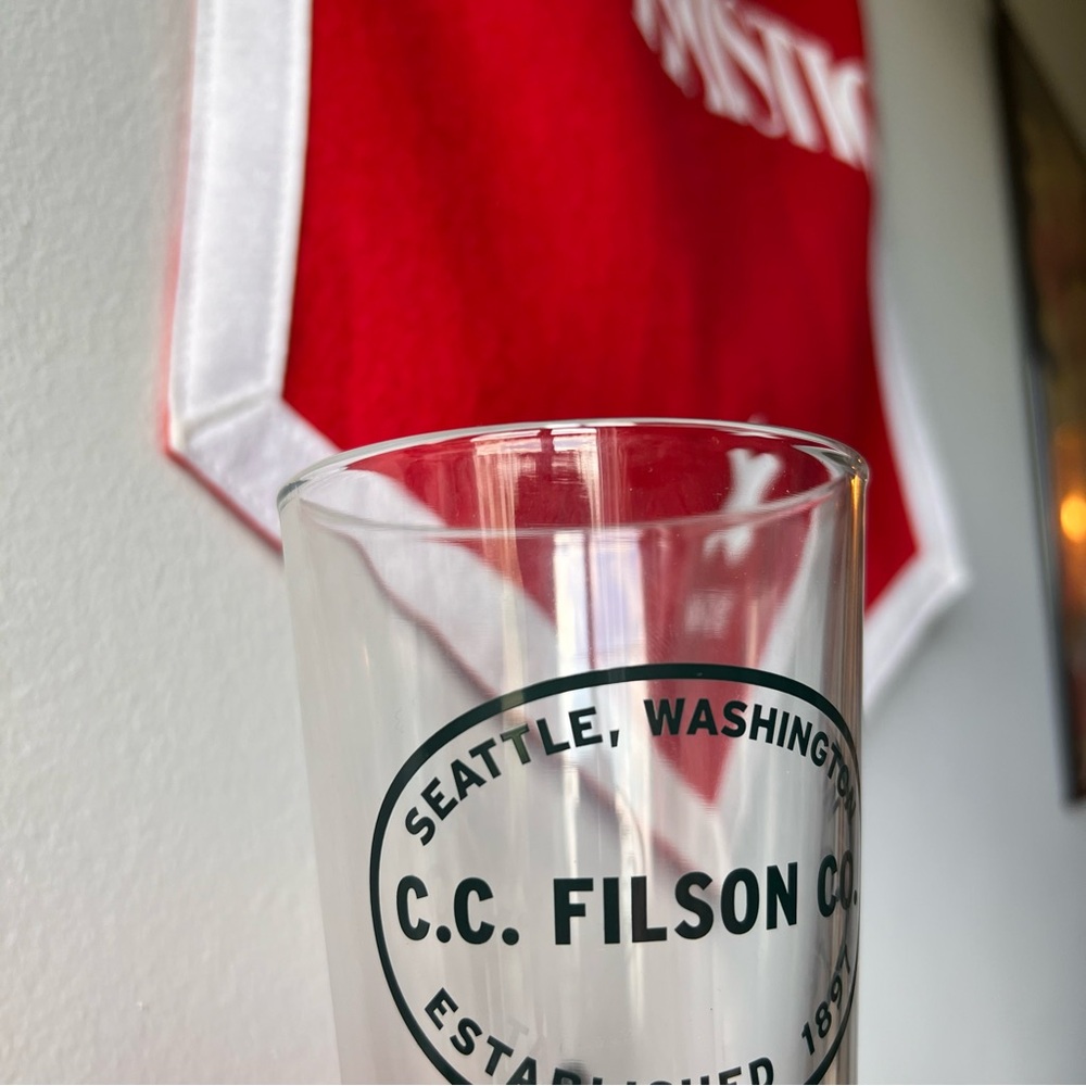 Filson Pint Glass - Picture 4 of 9